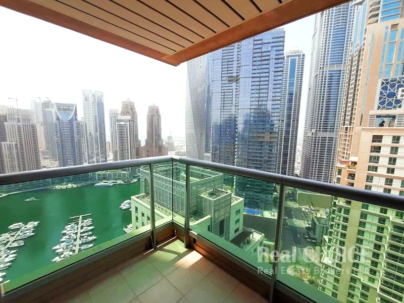 Lake View | Spacious | Luxury 2BR Apartment63799342339713110