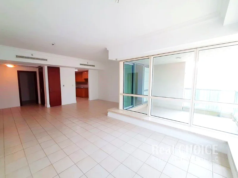 Lake View | Spacious | Luxury 2BR Apartment63799342339713111