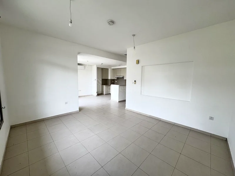 SINGLE ROW | VACANT | BIG PLOT | TYPE 263807053543169112