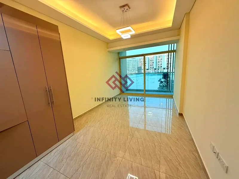 غير مفروش I يسمح بالحيوانات الأليفة I جاهز للانتقال I63765081536642111