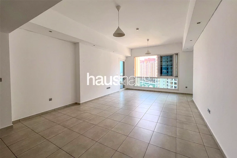 غير مفروش | نوع C | إطلالة على برج | شاغرة قريبًا63752462894337111