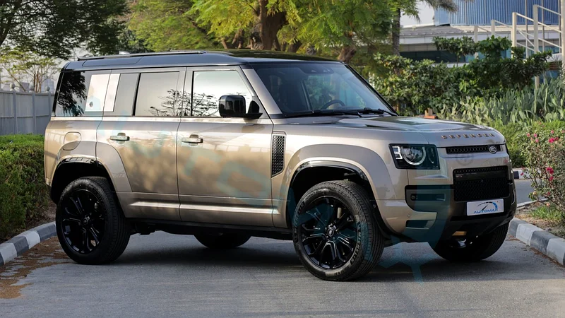 ( Only For Export ) 2025/2025 LAND ROVER DEFENDER 110 OCTA 4.4TT V8 AWD 0Km GCC BRAND NEW63700287472259113
