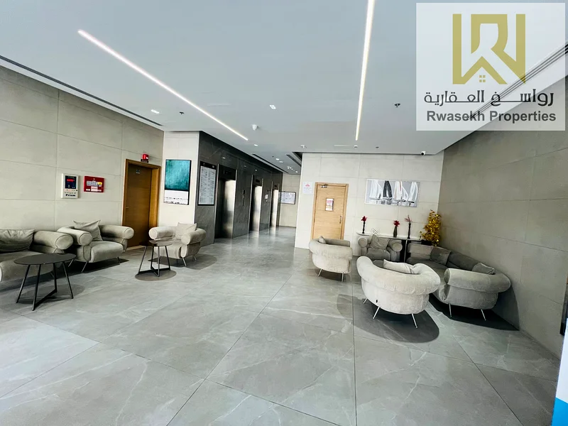 🏙️ شقة فاخرة للبيع في برج الخليج – وسط المدينة ✨    📍 موقع متميز، قريب من جميع الخدمات الأساسية    📐 الحجم: 1,655 قدم مربع  🛏 غرفة نوم63887611503235113