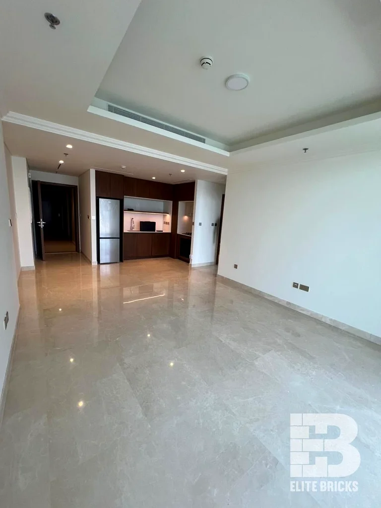 طابق عالٍ | إطلالة كاملة على نخلة جميرا | شقة بغرفة نوم واحدة واسعة63733794628737112
