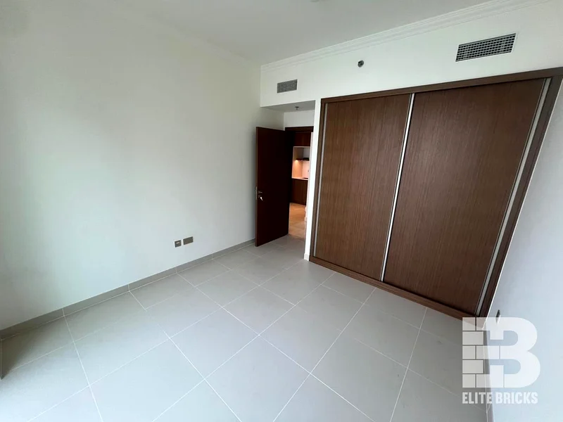 طابق عالٍ | إطلالة كاملة على نخلة جميرا | شقة بغرفة نوم واحدة واسعة63733794628737113