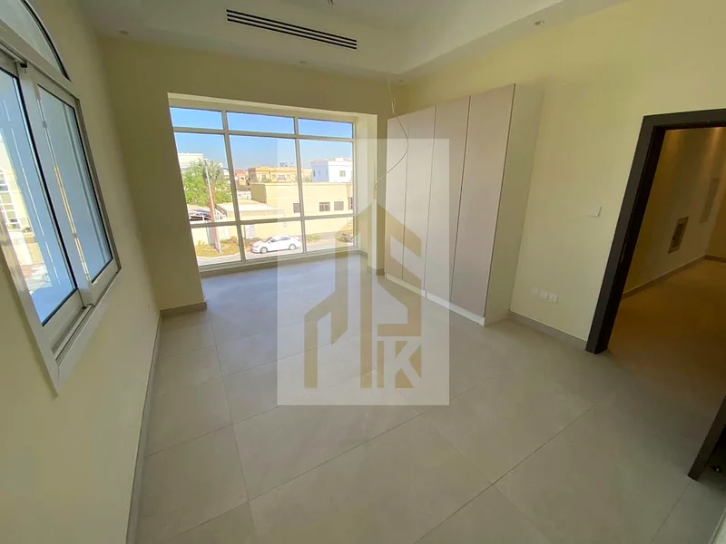 Al Barsha South 1 Dubai | Ready To Move | Lift in the villa63743415529729110