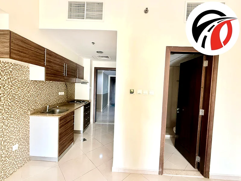 SPACIOUS STUDIO || BALCONY || 4 CHEQUE || 1-PARKING63742282442370113