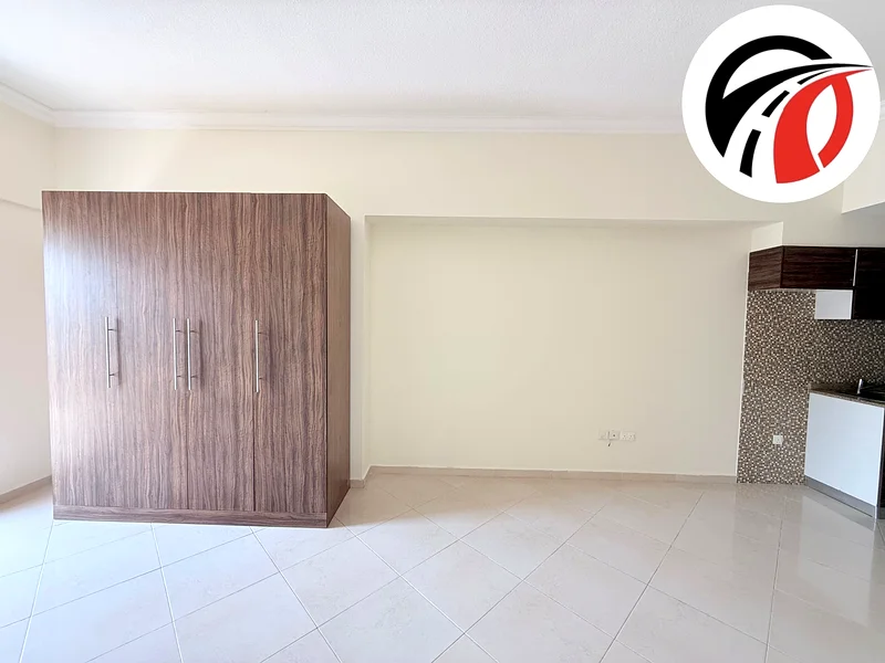 SPACIOUS STUDIO || BALCONY || 4 CHEQUE || 1-PARKING63742282442370112