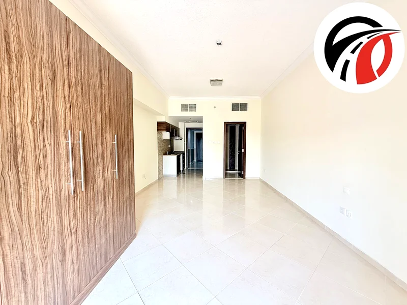 SPACIOUS STUDIO || BALCONY || 4 CHEQUE || 1-PARKING63742282442370110