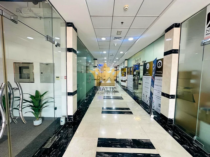 محل مجهز @ SZR بالقرب من محطة مترو إكوتي64062481459203110