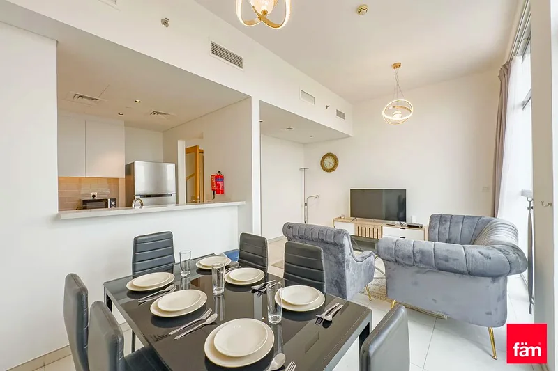 DUPLEX | 2BR + M | FURNISHED | BRIGHT | SPACIOUS63925623919105113