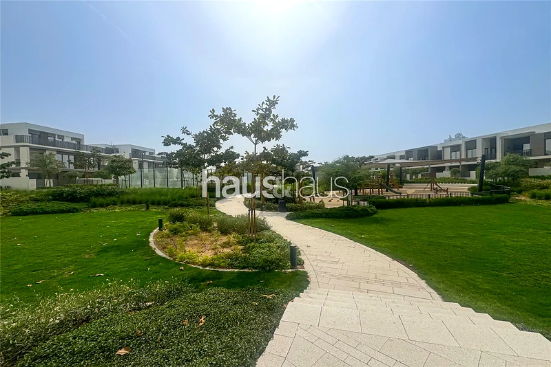 الأجهزة المدمجة | باب المرآب | الدخول الذكي63806918583427114