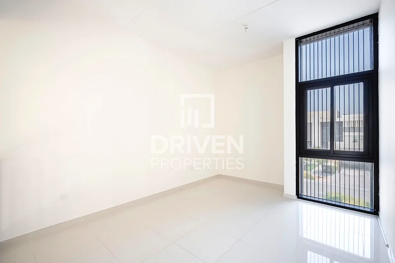 Rare Layout | Highly Sought After | Single Row63972761639809114