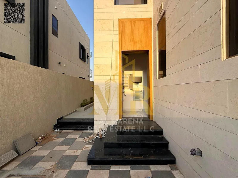 A villa with a price inclusive of registration and ownership fees on the main street, ready for occupancy in the most upscale areas of Ajman. Freehold63912253769729114