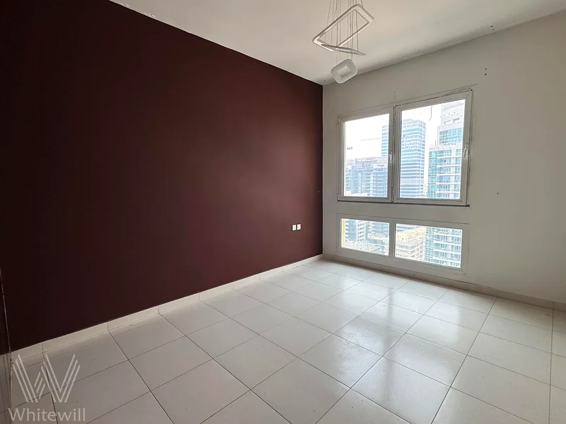 منظر على الواجهة البحرية | طابق عالي | شاغر63774226328450113