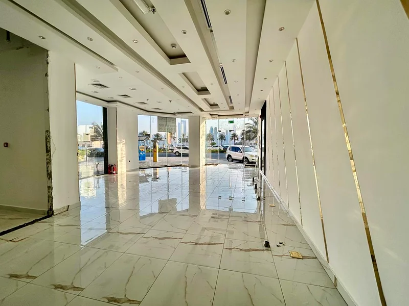 محل للإيجار، مكيف مجاني، مقابل مسجد النور63816452036355114