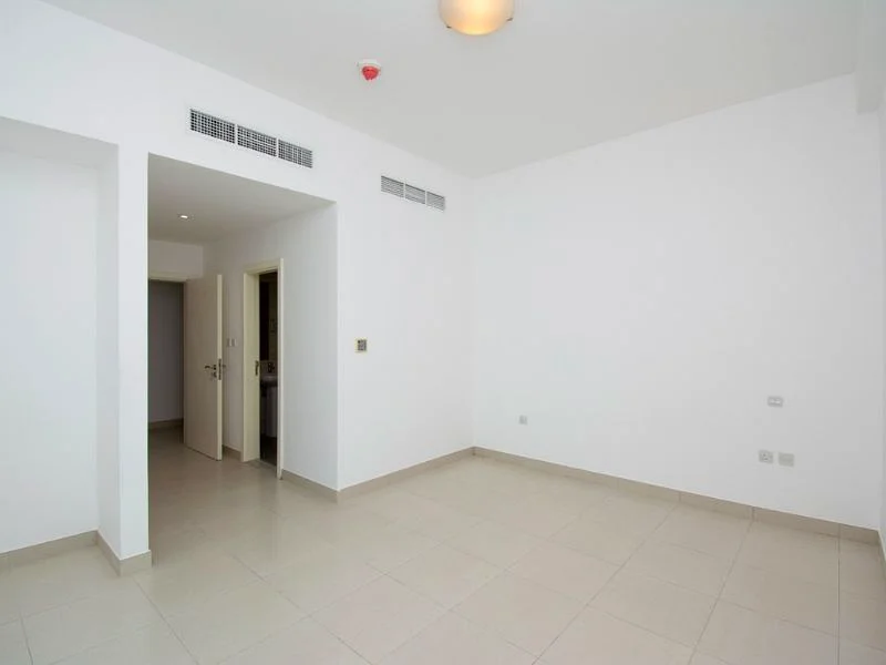 Ready To Move | Prime Connectivity | Spacious63725654442627113