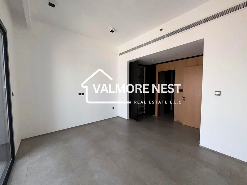 Spacious | Huge Layout | Prime Location63789070330755114