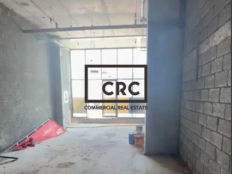 Road Facing Retail  | with Terrace | DED License64063032702210114