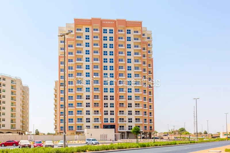 شقة بغرفة نوم واحدة في الطابق العالي مع شرفة كبيرة وإطلالة على البحيرة63728636911361110