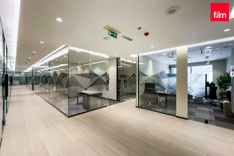 FULL FLOOR FOR SALE| FULLY UPGRATED |BUSINESS BAY63826268238210110