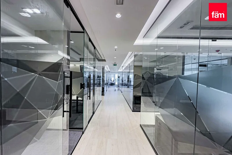 FULL FLOOR FOR SALE| FULLY UPGRATED |BUSINESS BAY63826268238210111