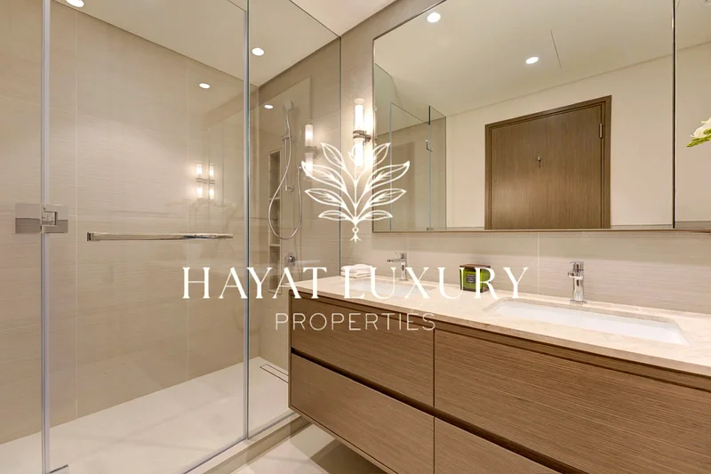 Luxurious 3-BR I Burj Khalifa View I Fully Furnished63772853295873114
