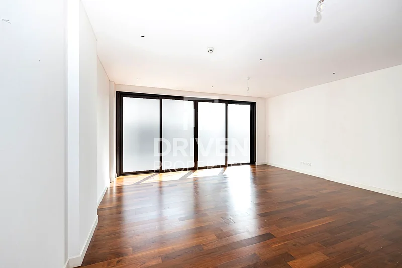 Spacious and Bright | Multiple Options Available63948478431875112