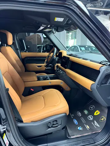 صورة مصغرة 3 لـ 2025 LAND Rover DEFENDER