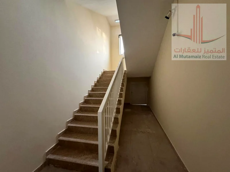 للبيع مبنى في منطقة الرشيدية 2، موقع استثنائي جدًا جدًا63885667242242114