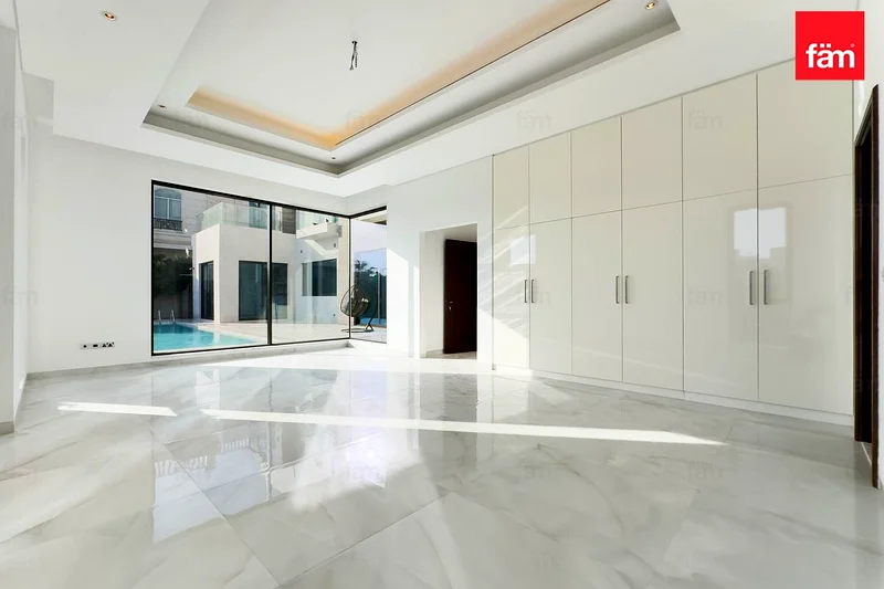 Elegant 7BR Villa | Pool | Jacuzzi | Beachside63915154049538113
