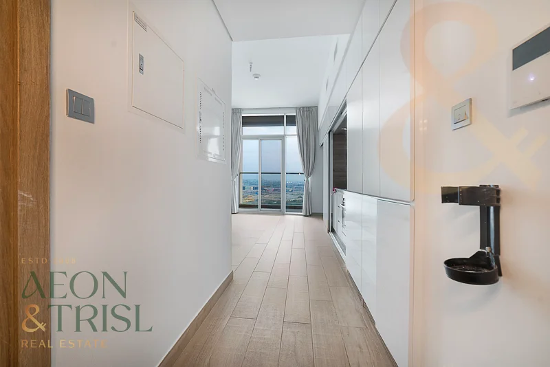 Modern Studio | High-Floor | Partly Furnished64039157724545110
