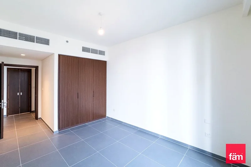 Waterfront Community | High-Floor | Community View64026024137730114