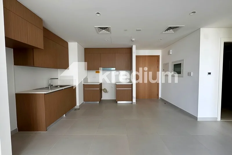Unfurnished | Flexible Cheques | Available Dec63758843819393110