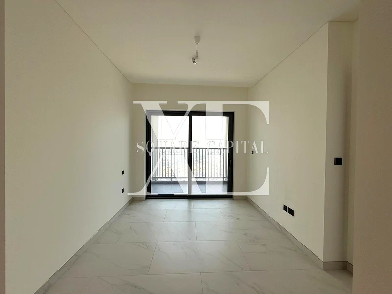 شقة فاخرة من غرفتي نوم + خادمة بإطلالة على المسبح وتقسيط على دفعات63758747334914110