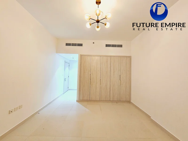 Luxurious 1BHK | Garden | Basketball Courtyard63739554597379114