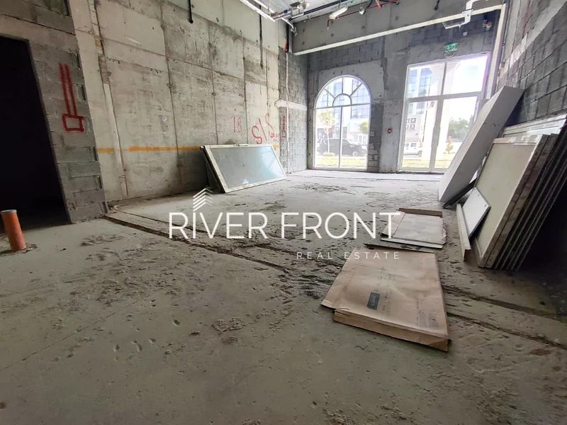 Shell and Core | Vacant | Good Location64063581270019110