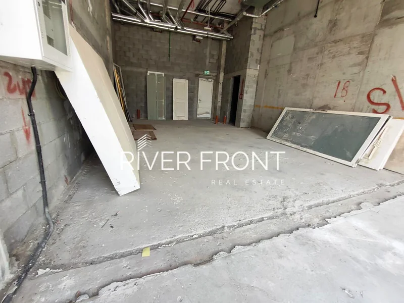 Shell and Core | Vacant | Good Location64063581270019114
