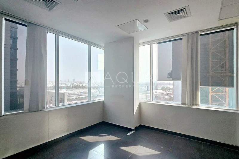 Fitted office | Partitioned | 2 Parking63815814159618111