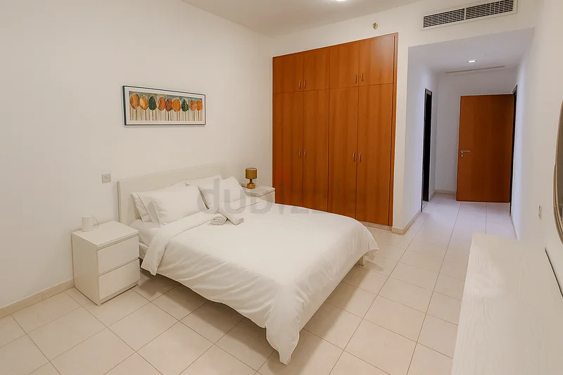 Spacious Master Room | En-suite Bathroom | Prime Location | All bills included63796893933441111