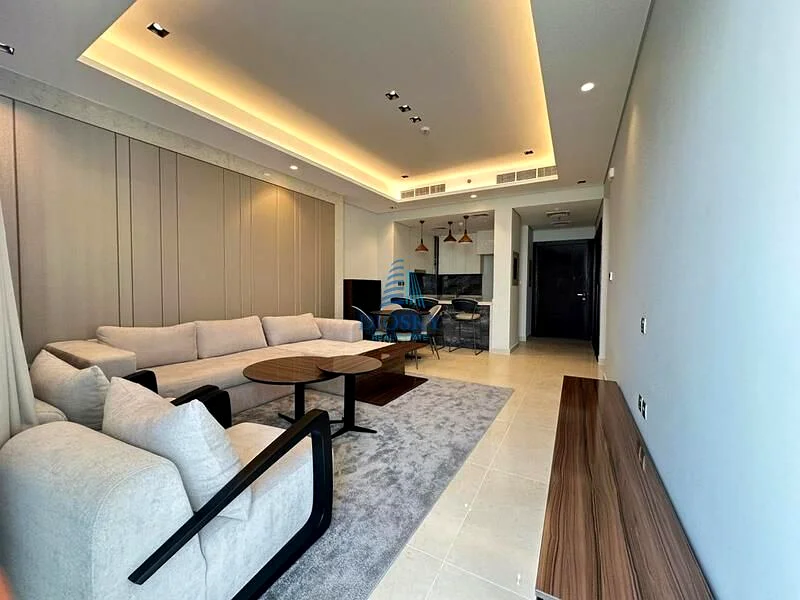 طابق عالي | مفروش بالكامل | تخطيط واسع63794138966017110