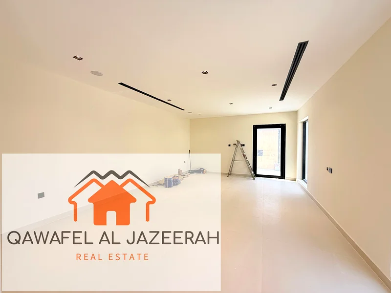 فيلا جديدة بالكامل / 6 غرف نوم / مسبح / كتلة خدمة63726296938625111