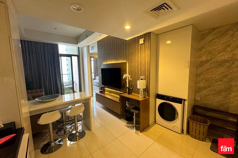 Elegant Design| Fully Furnished| Pool, Canal View63794667086210111