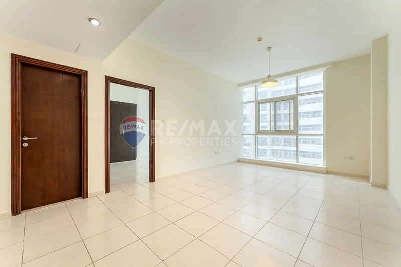 Vacant | Well Maintained | Pool View63735397866626114