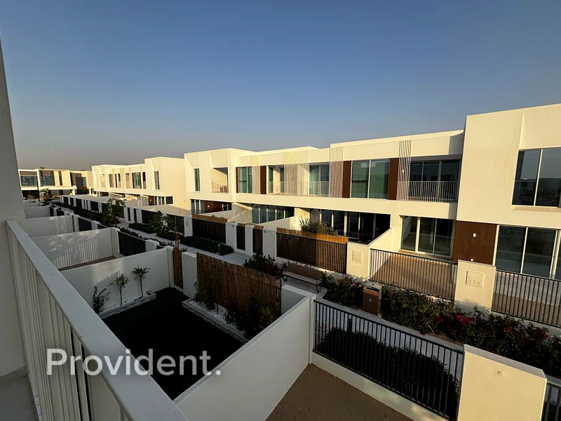 جديد بالكامل | شاغر | تخطيط ساحر63807792662914112