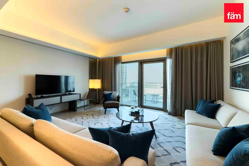 Mid Floor | Vacant | Large Layout64028667456003113