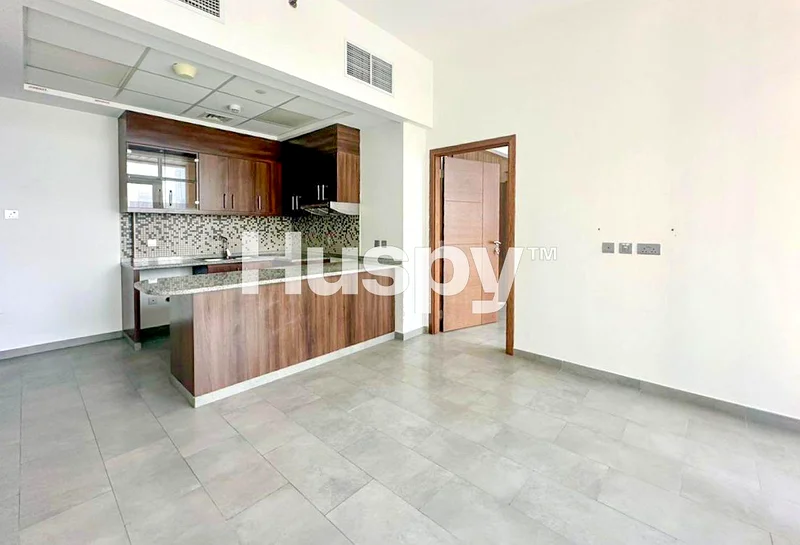 منظر المارينا | طابق متوسط | بدون تبريد63773446450945112