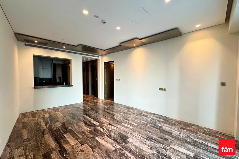VACANT NOW | HIGH FLOOR | SEA VIEW | FENDI64041031035137112