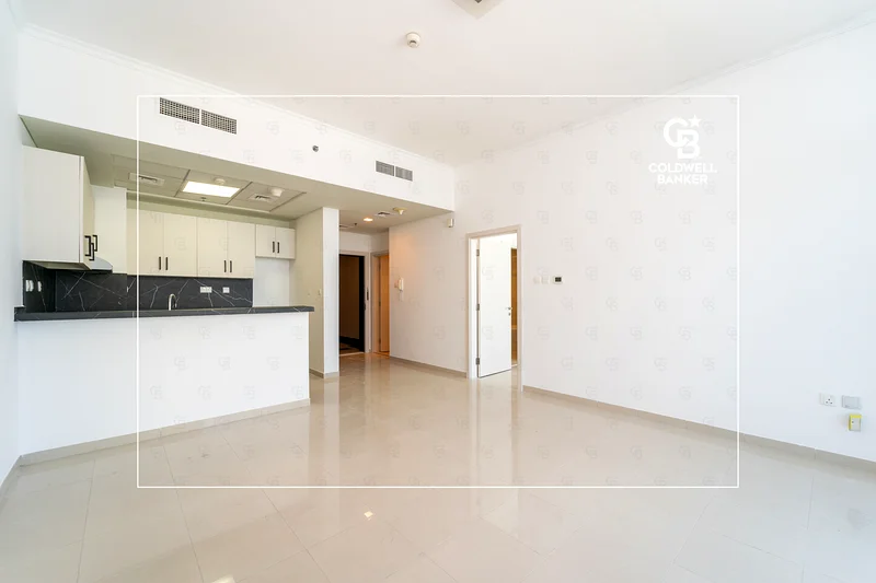 Partially Upgraded | Sea View | Vacant on Nov63775019606019111