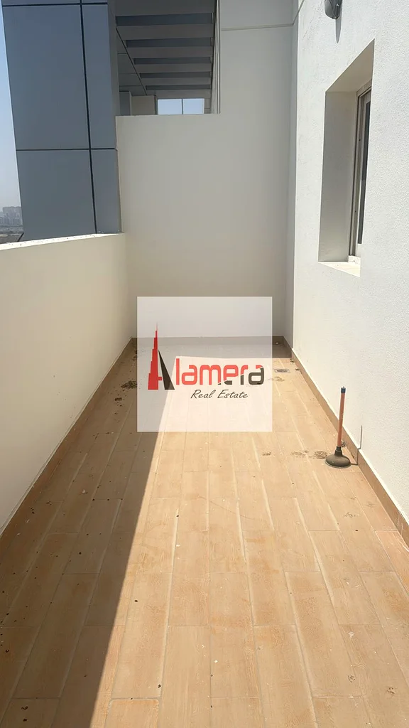 شاغر | بدون عمولة | بالقرب من محطة مترو جديدة | وحدتان متوفرتان للإيجار استوديو!63742472033025113